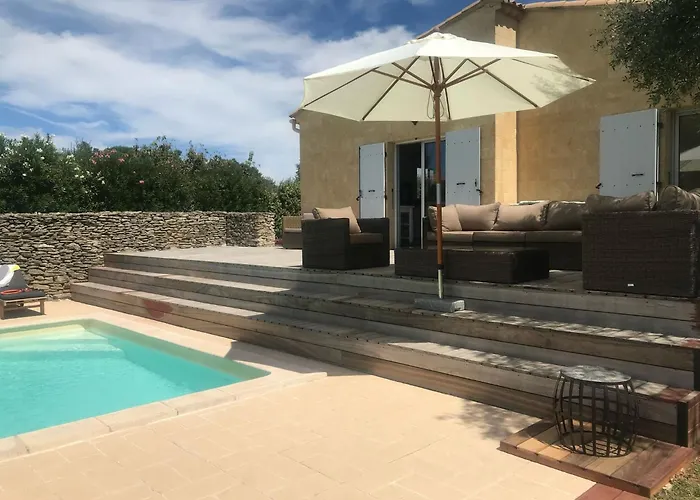 Jardin D'uzes - Climatisee Avec Piscine