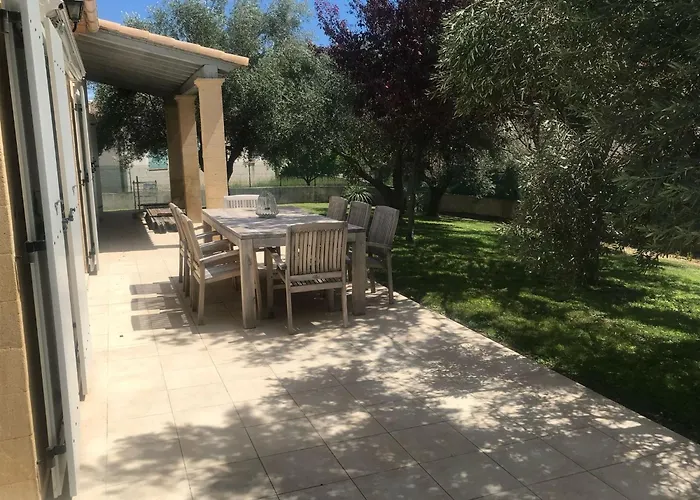 Jardin D'uzes - Climatisee Avec Piscine Σπίτι διακοπών
